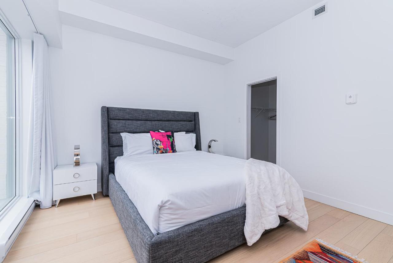 Le Se7T Penthouses Montreal Exterior photo