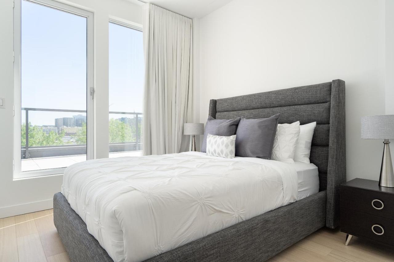 Le Se7T Penthouses Montreal Exterior photo
